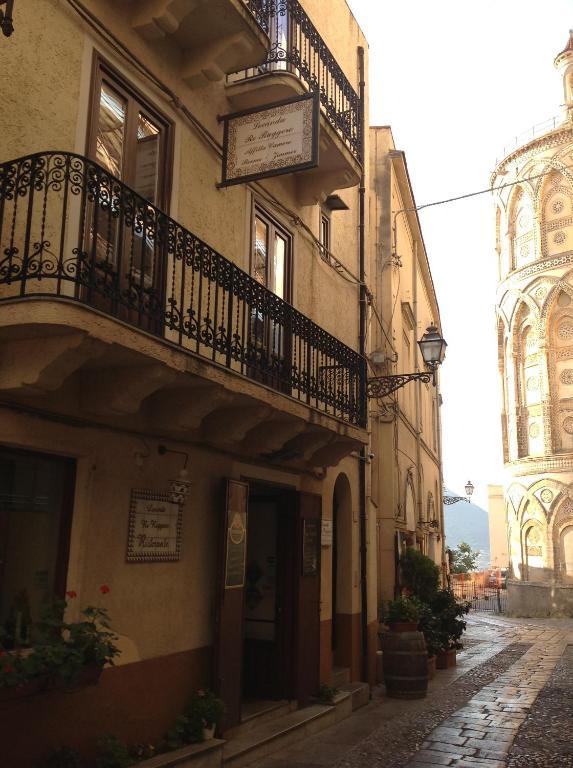 Locanda Re Ruggero Monreale Bagian luar foto